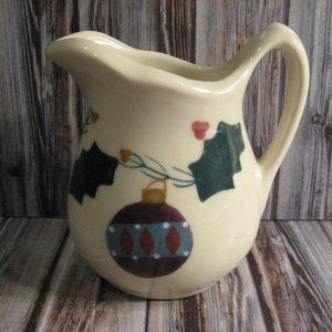 HARTSTONE CHRISTMAS TRADITIONS CREAMER